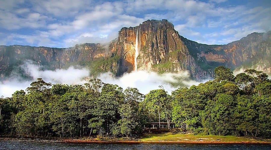 Canaima, Venezuela — scenic landscape